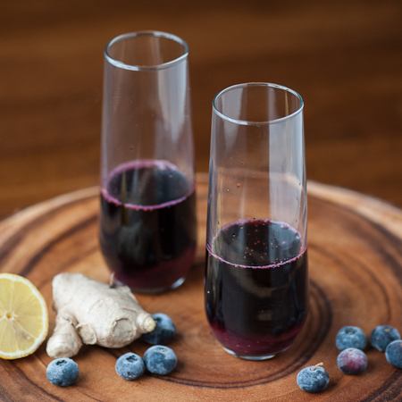 Blueberry Ginger Bellini